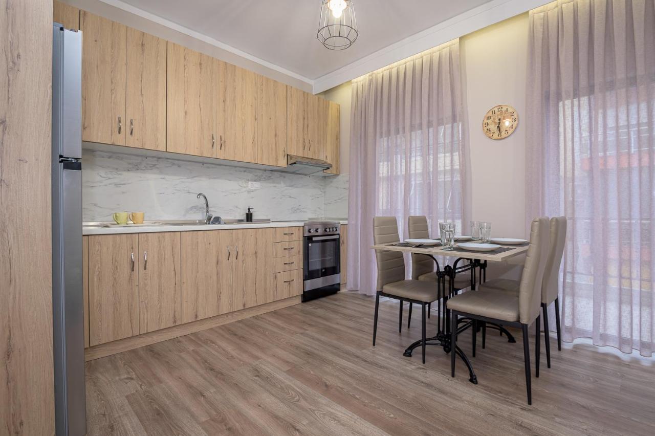 Deluxe Central 2 Bdr Apartment Alexandroúpolis Ngoại thất bức ảnh
